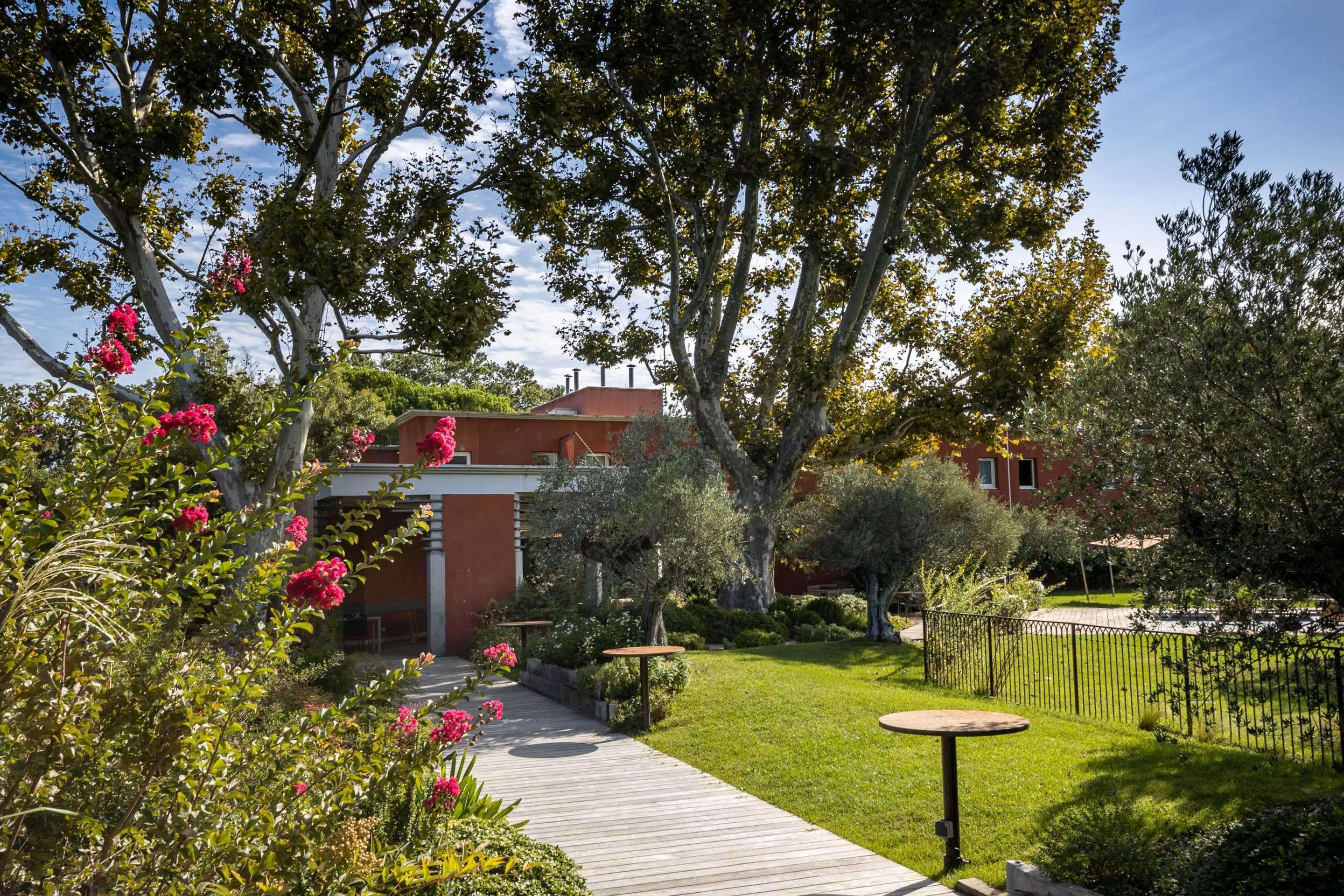 Best Western Plus Le Lavarin Αβινιόν Εξωτερικό φωτογραφία